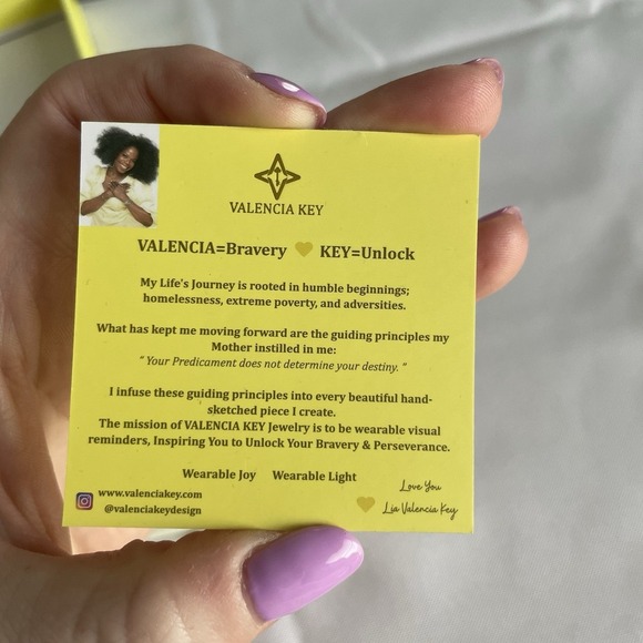 Valencia Key x Kerstin Lindquist Sand Dollar Starfish Charm Necklace Silver New - Picture 8 of 8